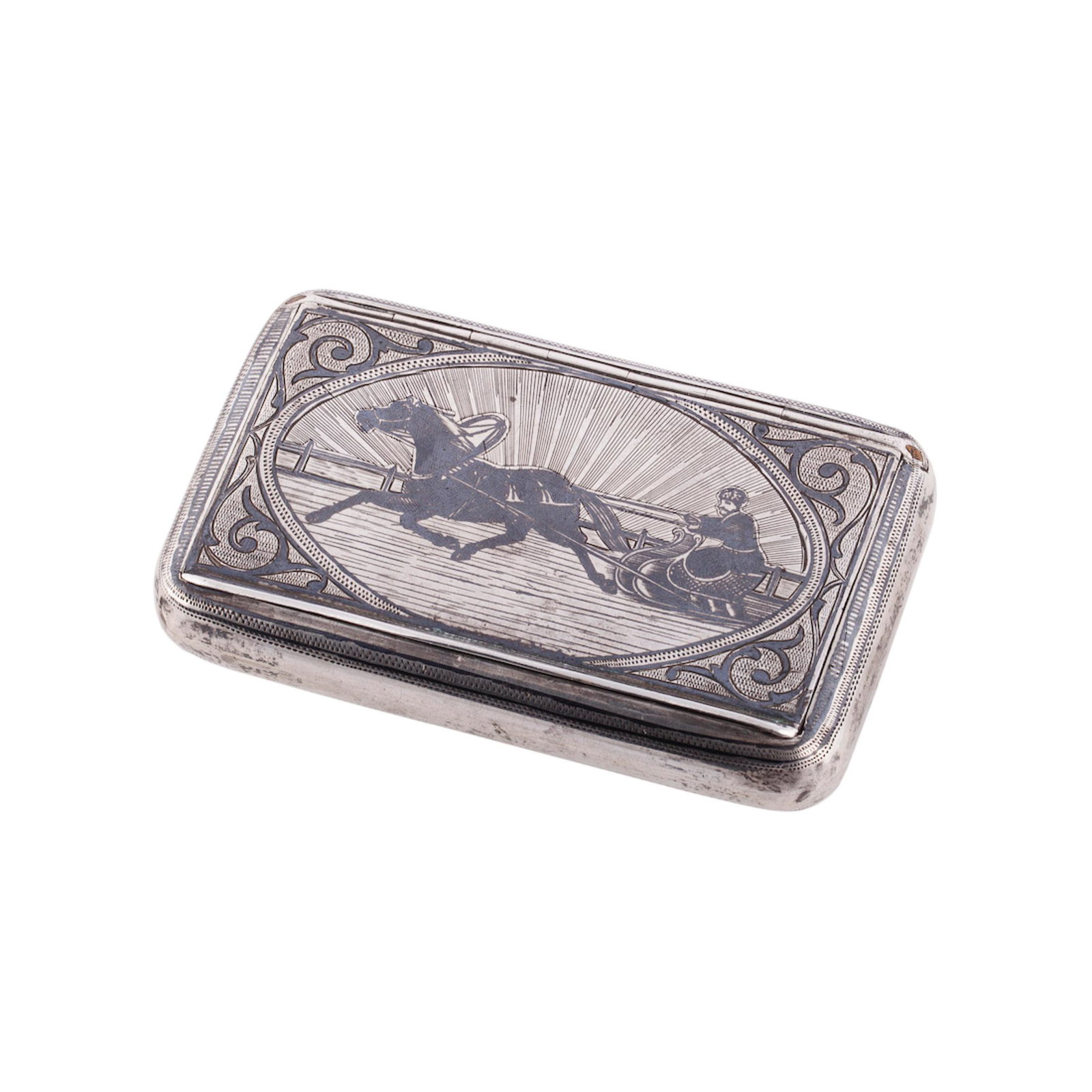 A Russian silver-gilt and niello cigarette case — image 1