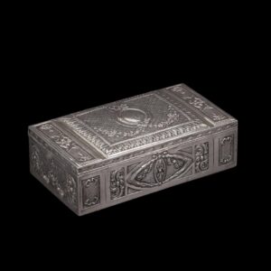Russian cigar box with a monogram — image 1