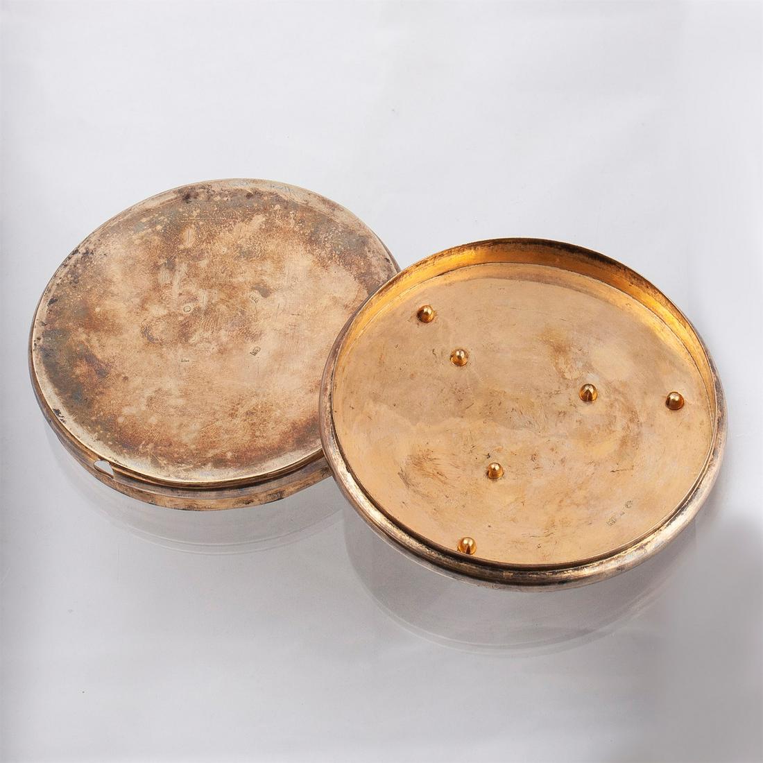 A Russian silver-gilt seal box. Moscow — image 3