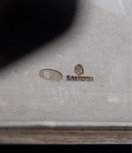 Unusual silver-gilt Faberge cigarette case — image 4