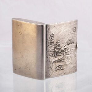 An elegant Faberge silver-gilt cigarette case — image 2