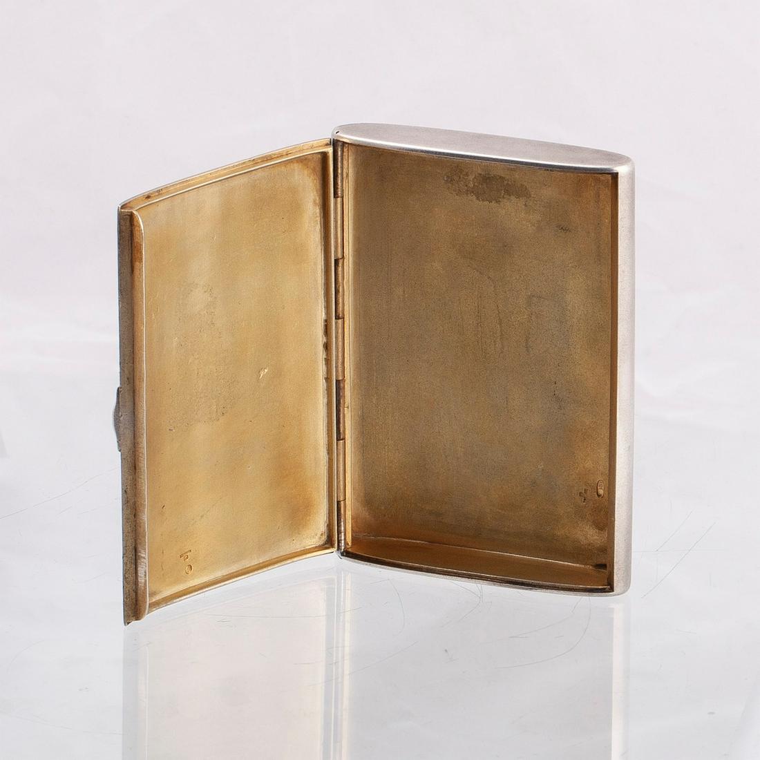 An elegant Faberge silver-gilt cigarette case — image 3
