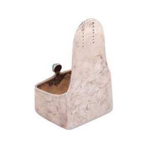 An elegant salt cellar. Lorie — image 3
