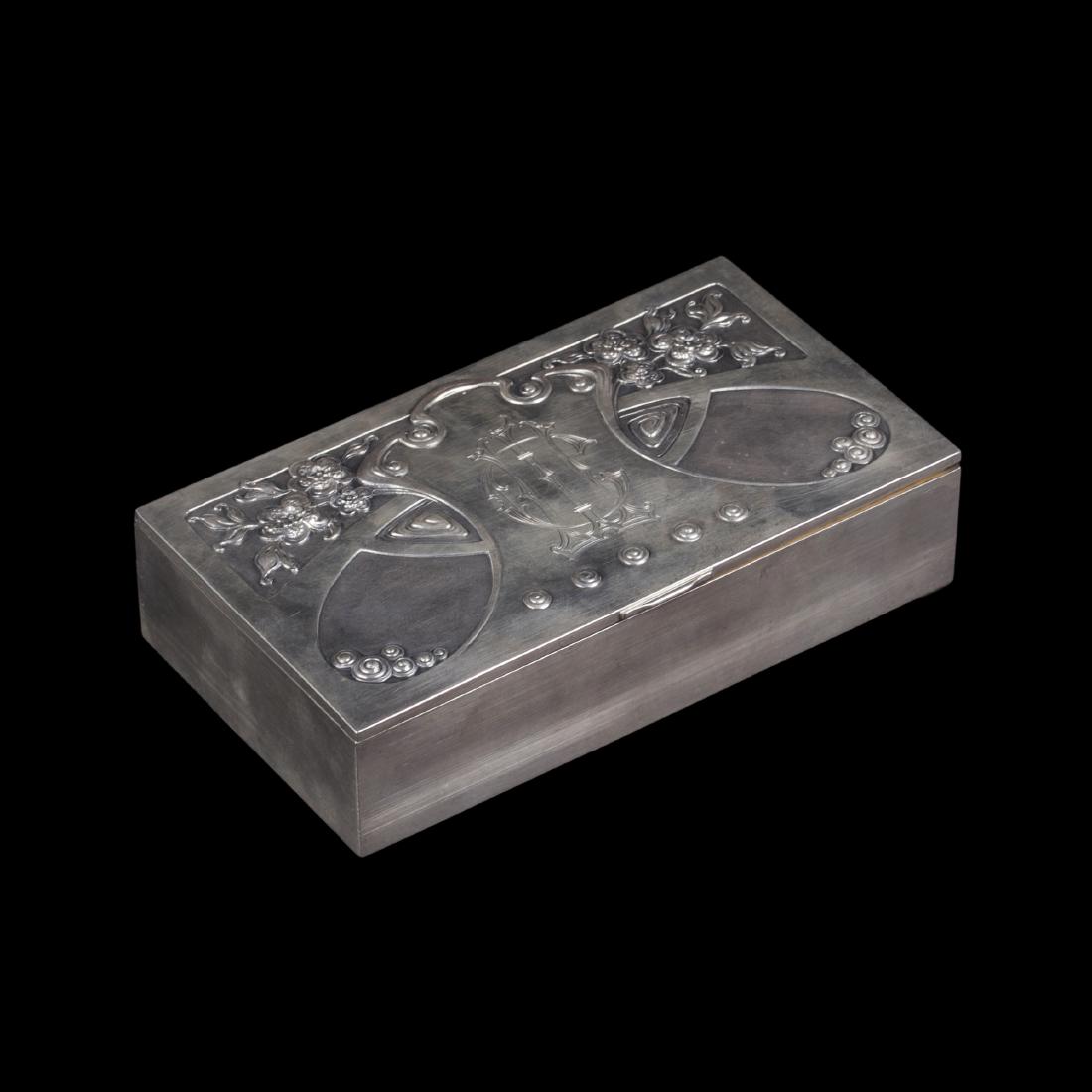 Russian art-noveau style silver-gilt cigar box — image 1