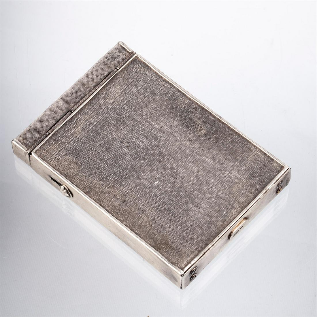 A Russian silver-gilt cigarette case — image 3