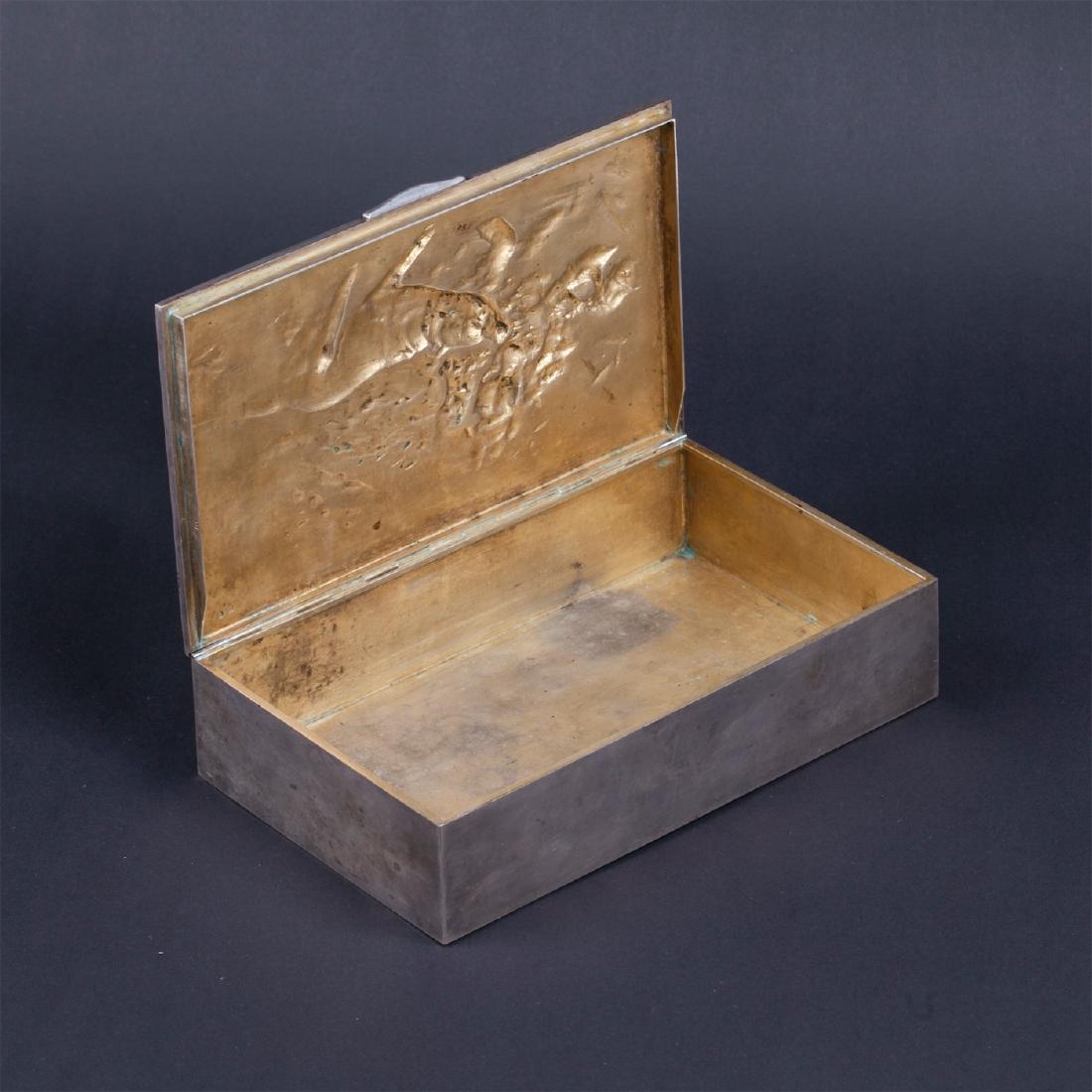 Russian cast silver-gilt cigar box "Boar Hunt" — image 2