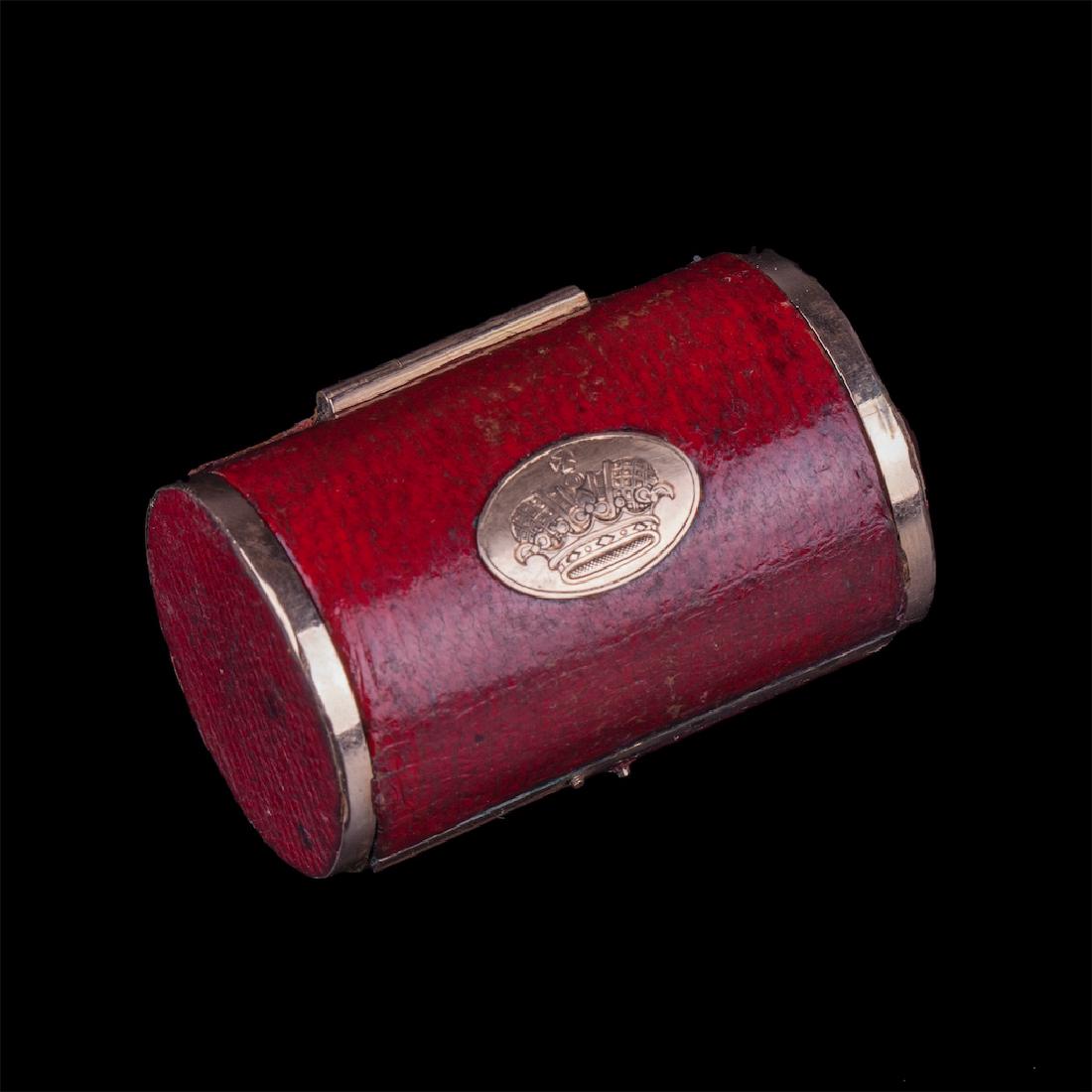 Russian gold and saffian leather box for rings — image 1