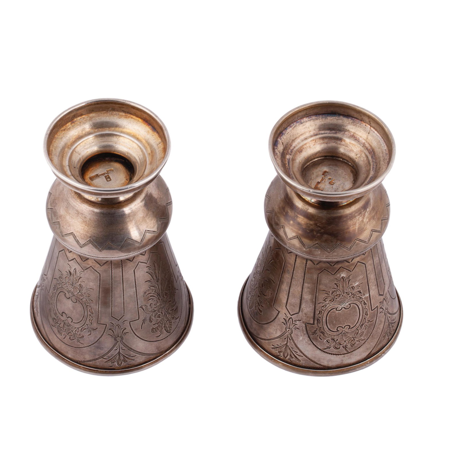 A pair of Russian silver goblets — image 3