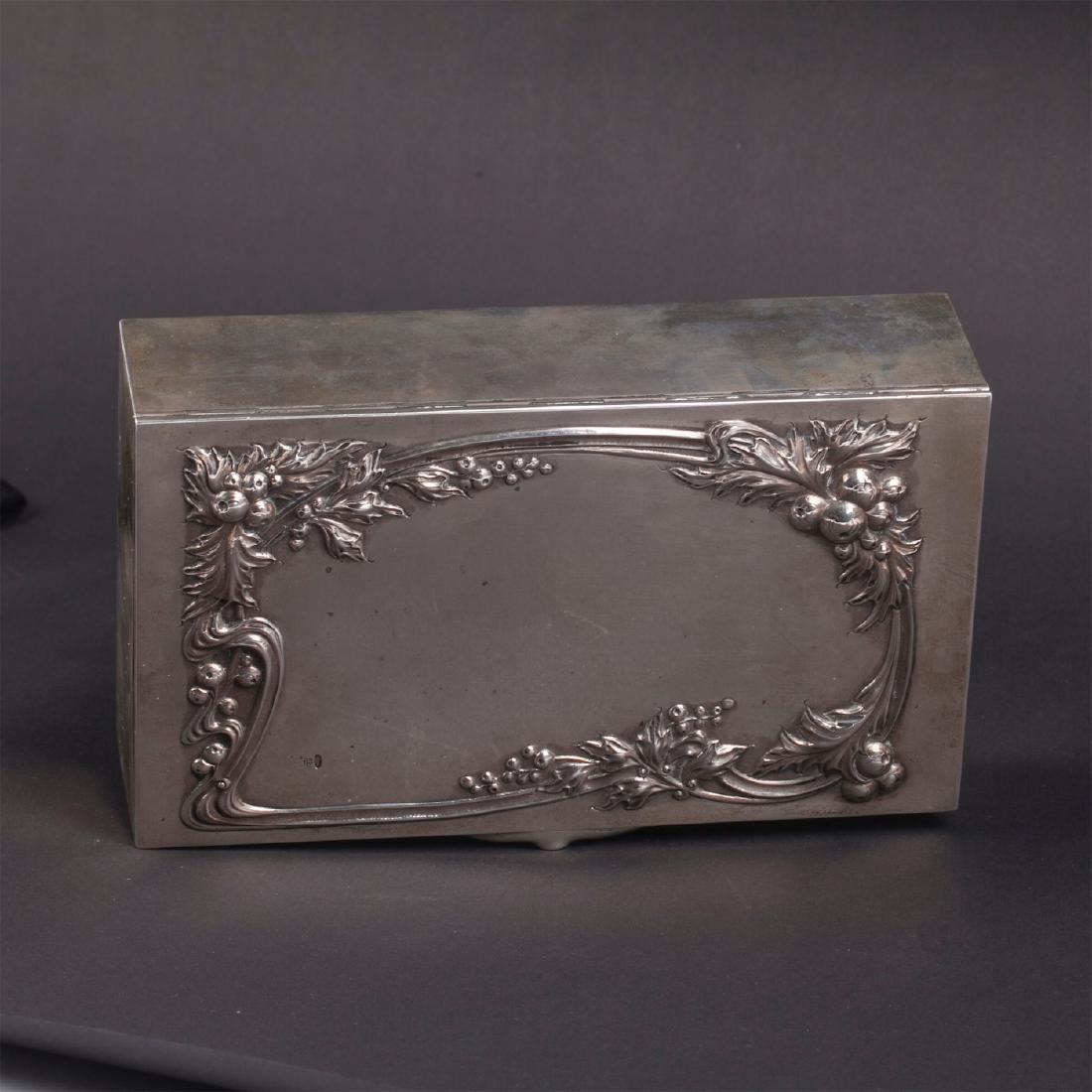 Russian art-noveau style silver-gilt cigar box — image 3
