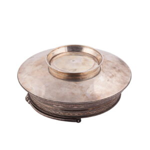 A Russian engraved silver-gilt candy bowl — image 3