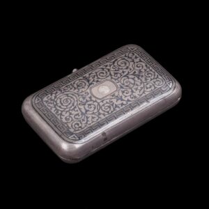 Russian cigarette case with a Winter Palace — image 2