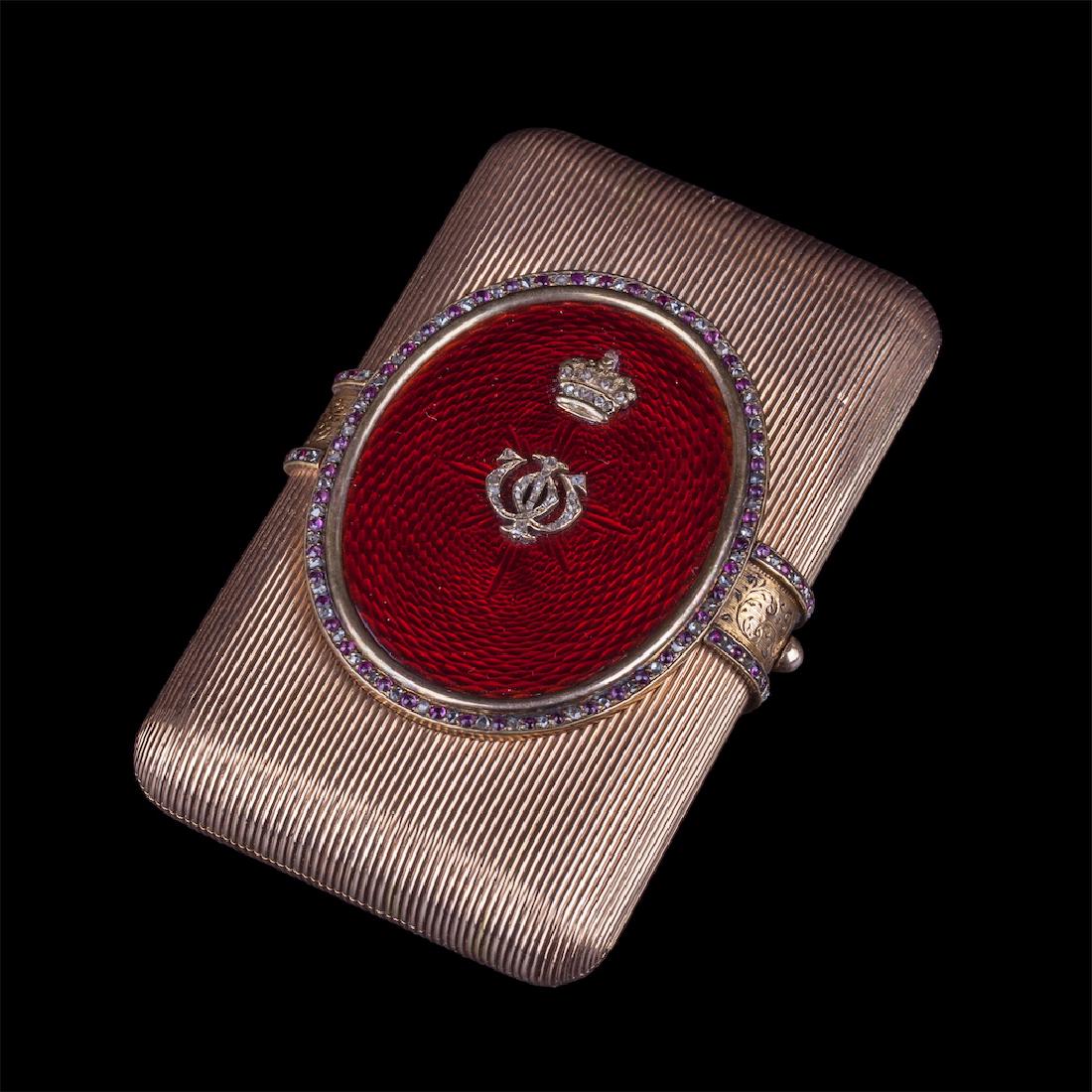 Russian gold cigarette case with a monogram — image 1