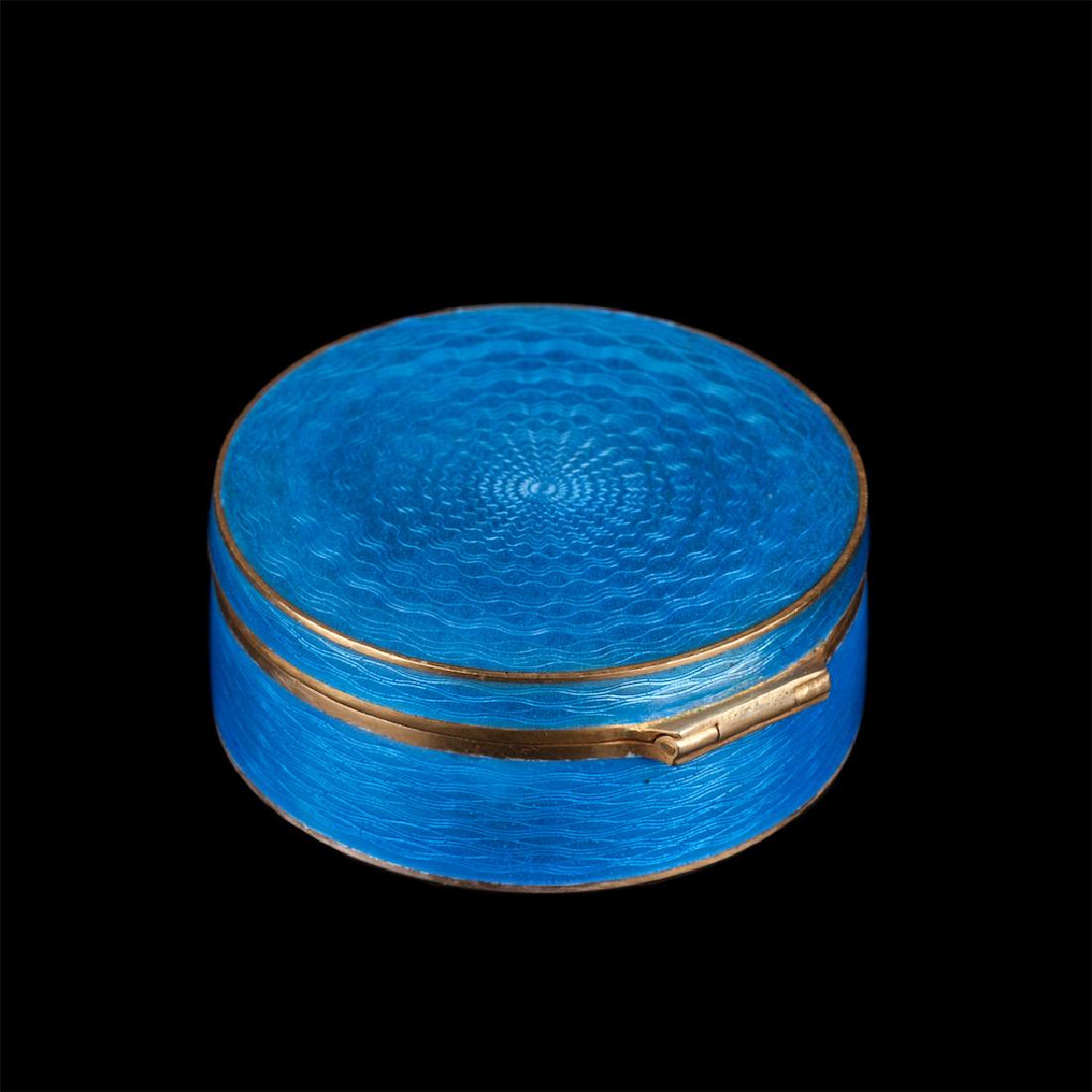 Russian silver-gilt snuff box — image 2