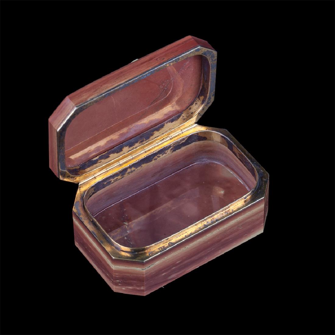 Silver-gilt, jasper casket with Peter bas-relief — image 4