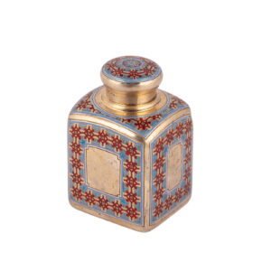 A Silver-gilt tea caddy in Russian style — image 2