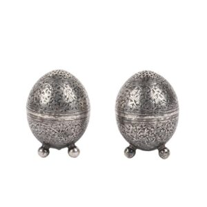 Unusual Russian salt and pepper cellars — image 1