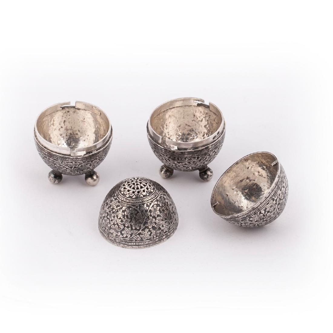 Unusual Russian salt and pepper cellars — image 2