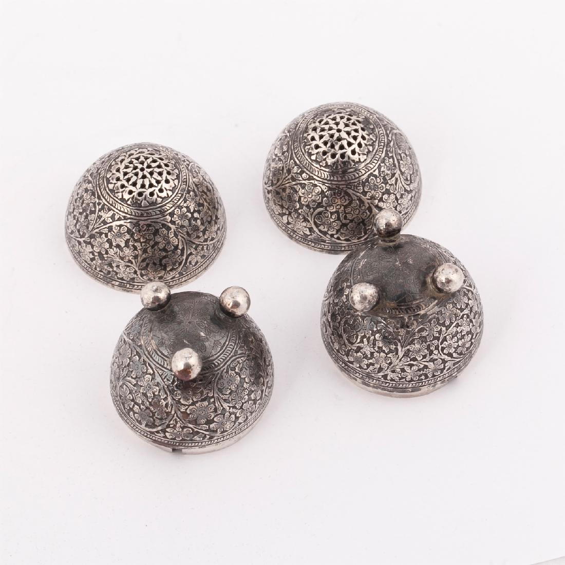 Unusual Russian salt and pepper cellars — image 3