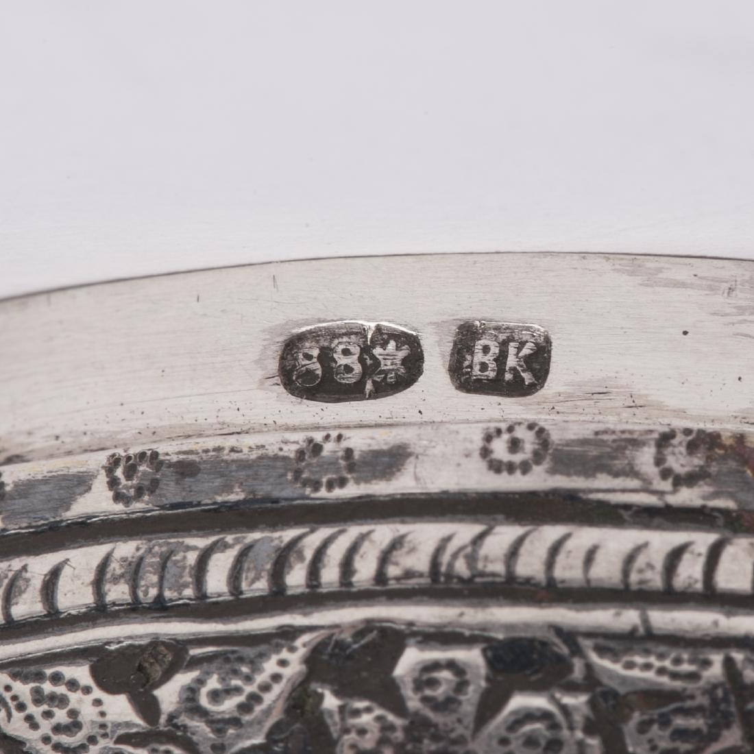Unusual Russian salt and pepper cellars — image 4