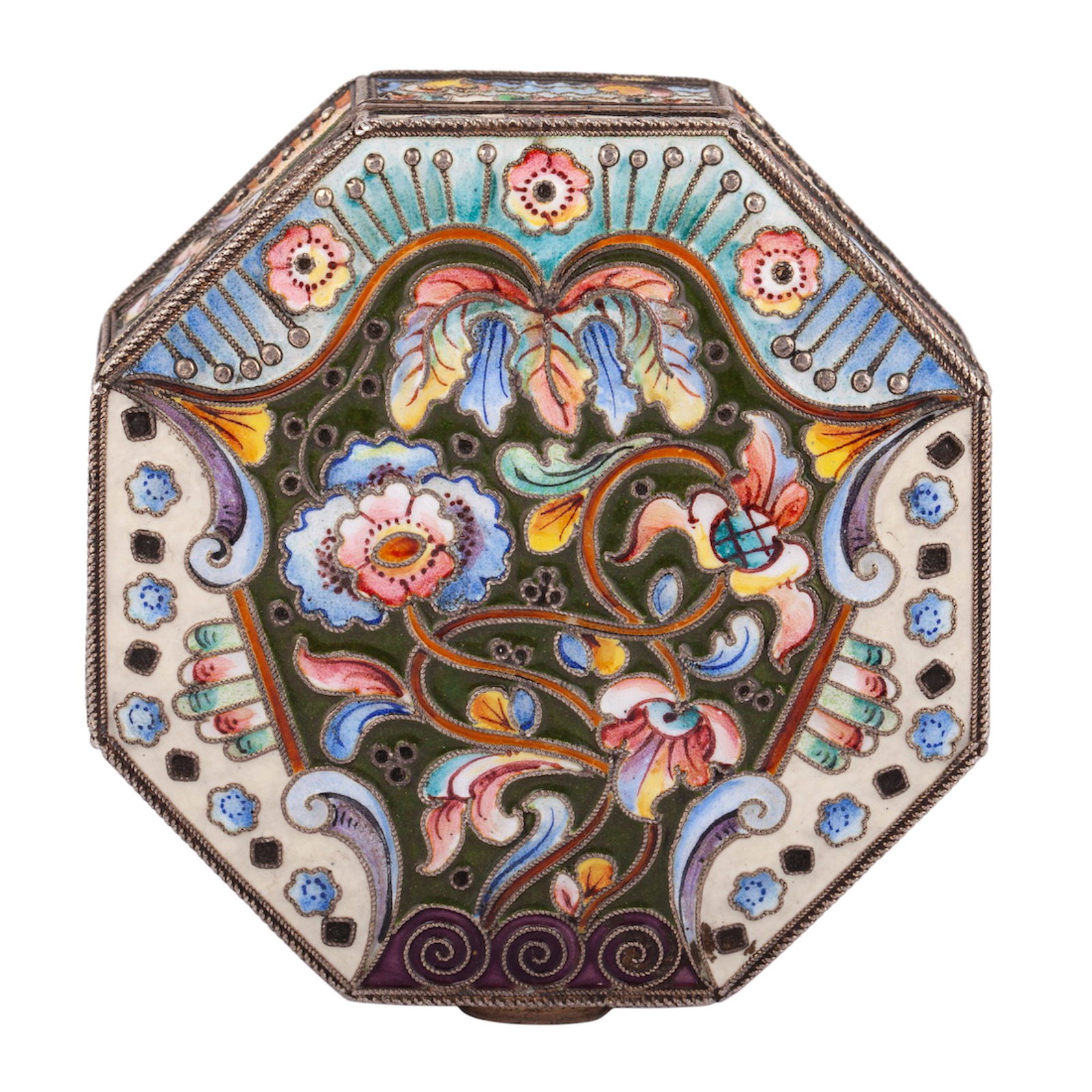 A Russian silver and cloisonne enamel snuff box — image 3