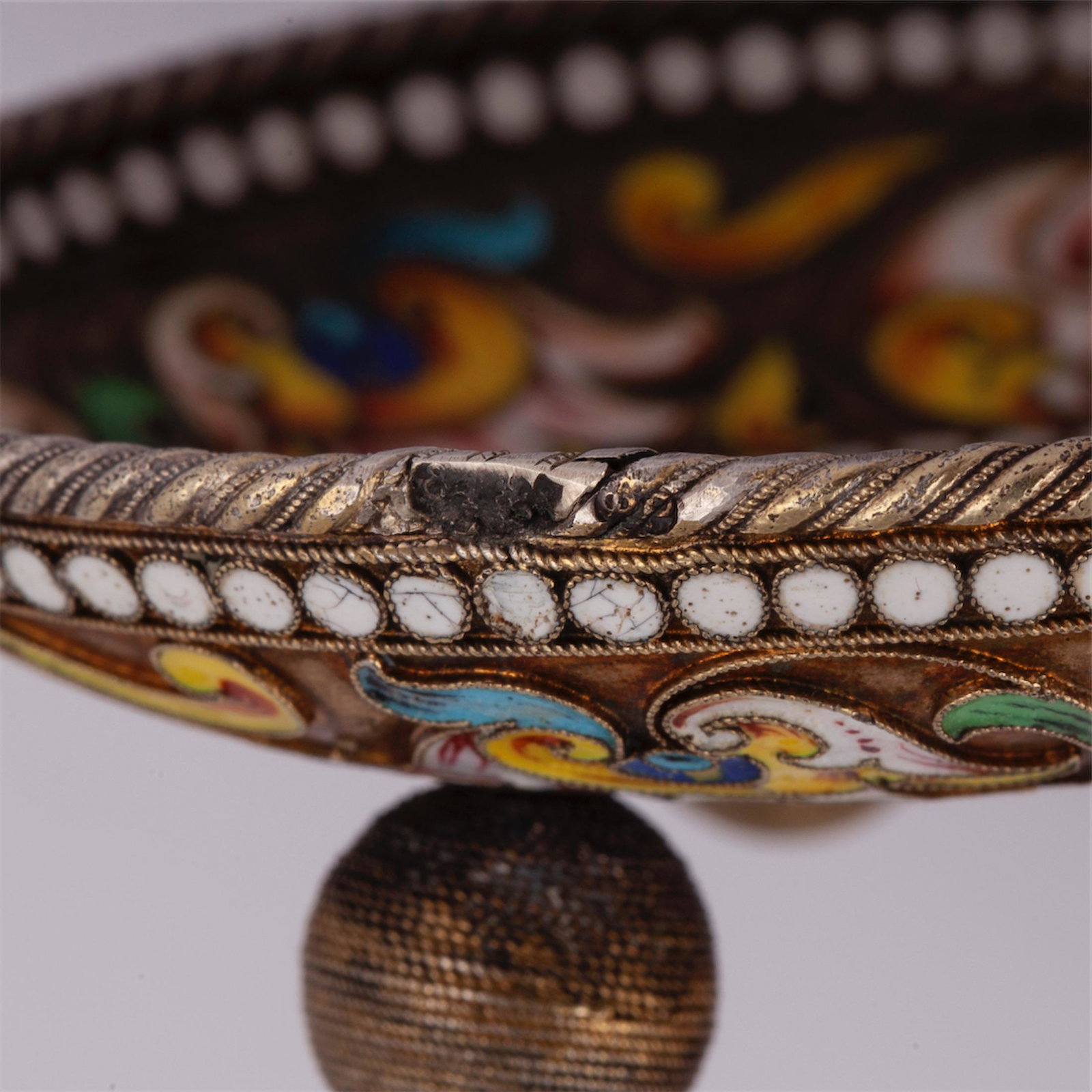 A Russian silver-gilt and painted enamel saucer — image 5