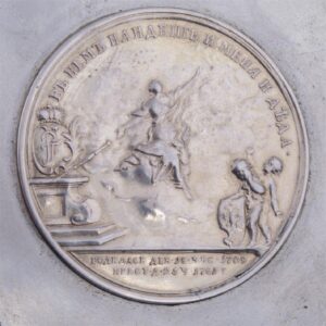 Russian silver rounded snuff box — image 4