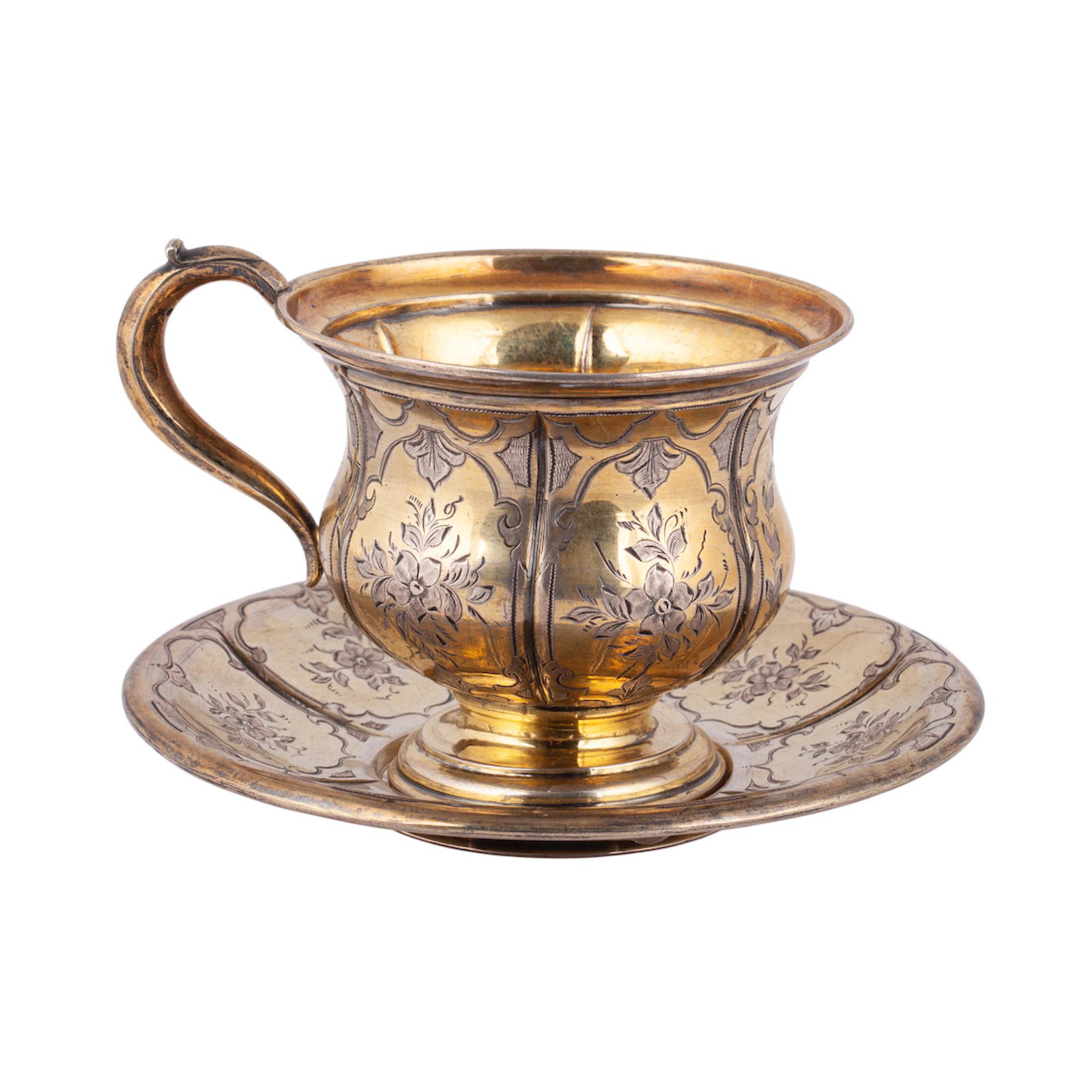 A Russian silver-gilt tea cup and saucer — image 2