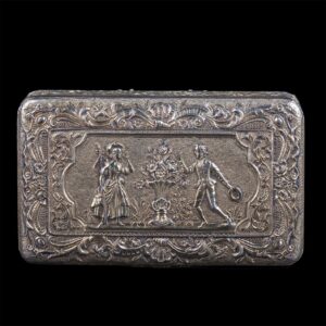 Russian cast silver-gilt and gold hinge casket — image 4
