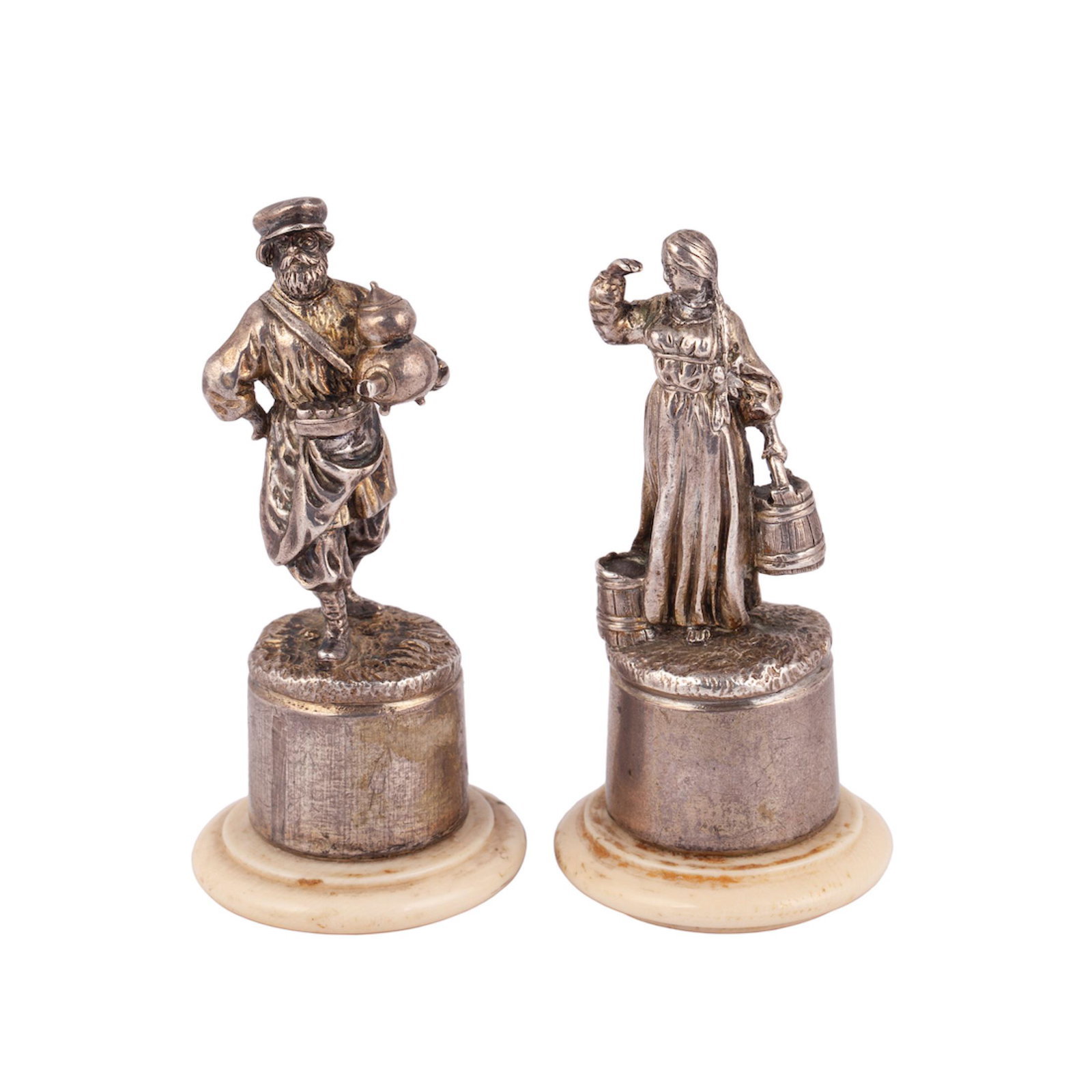 A pair of Russian silver figures "Peasants" — image 1