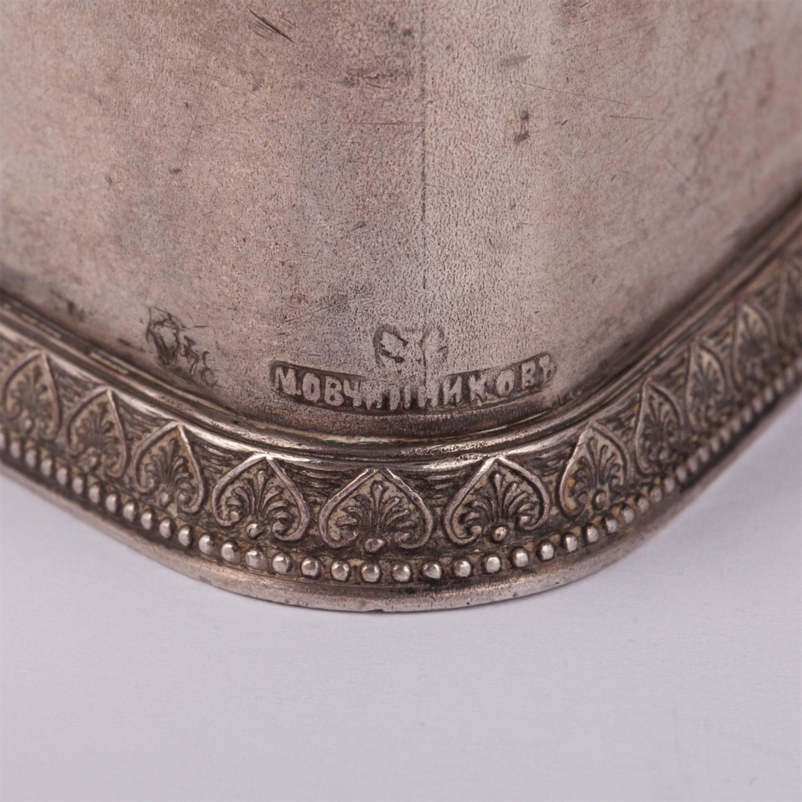 A pair of Russian silver napkin rings — image 5