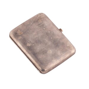 A Russian silver and engraved cigarette case — image 2