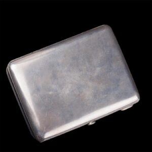 Russian cast silver-gilt cigarette case — image 2