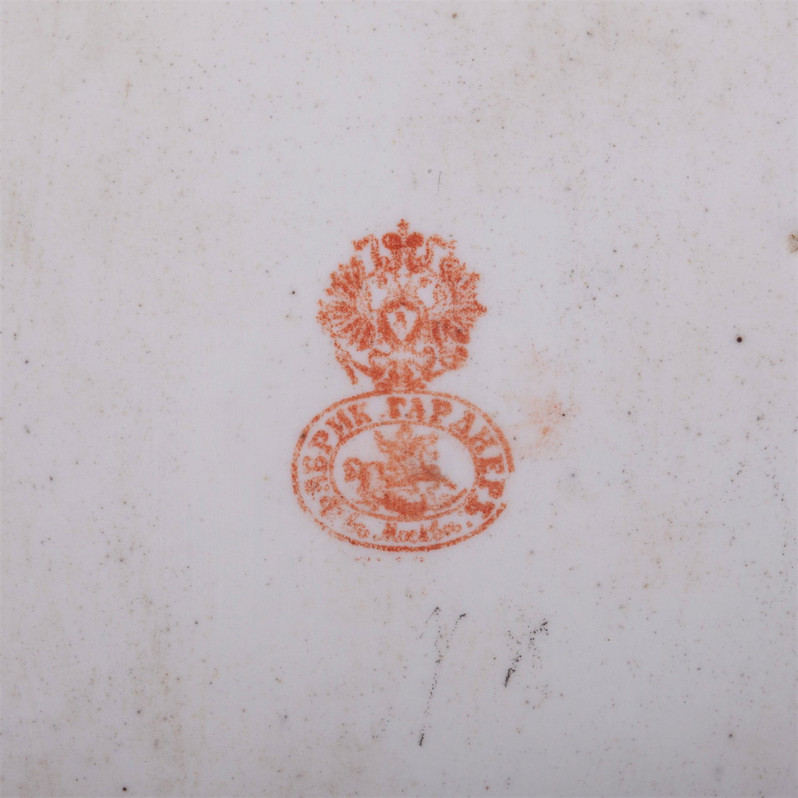 A pair of bas-relief porcelain plaques, Gardner's — image 4