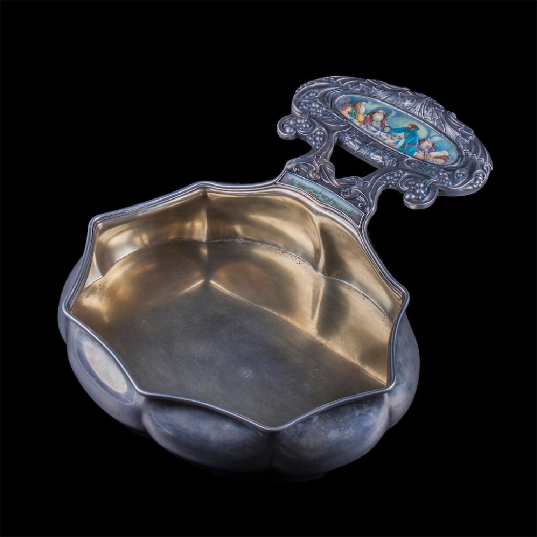 Exceptional Khlebnikov silver-gilt enamel kovsh — image 1