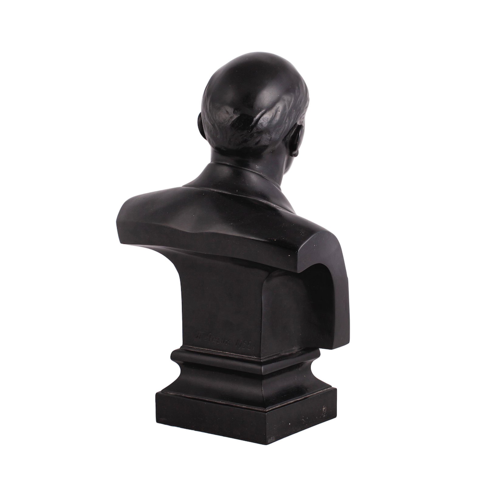 A bakelite bust of Vladimir Lenin — image 3