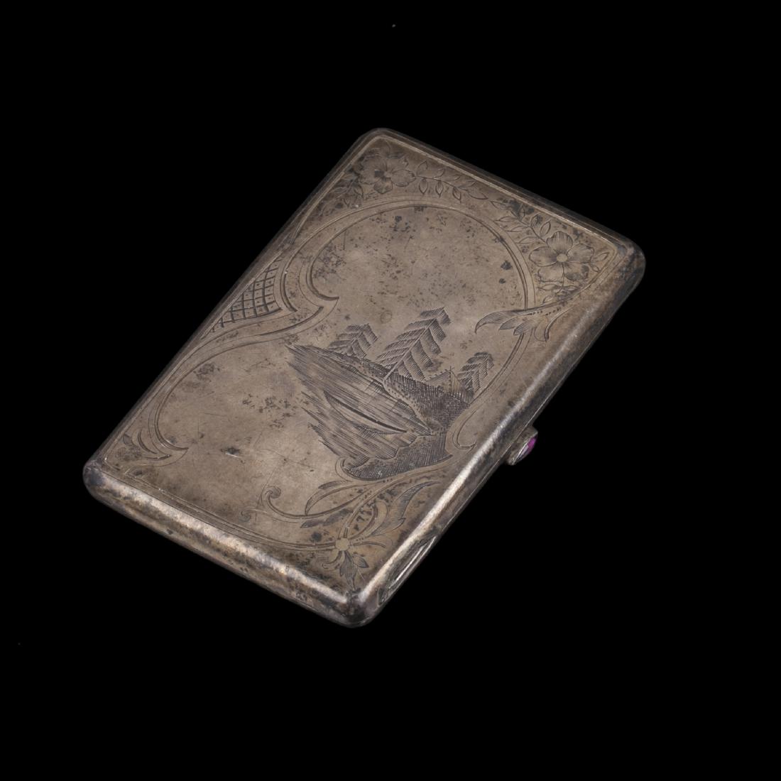 Russian silver-gilt enraved cigarette case — image 1