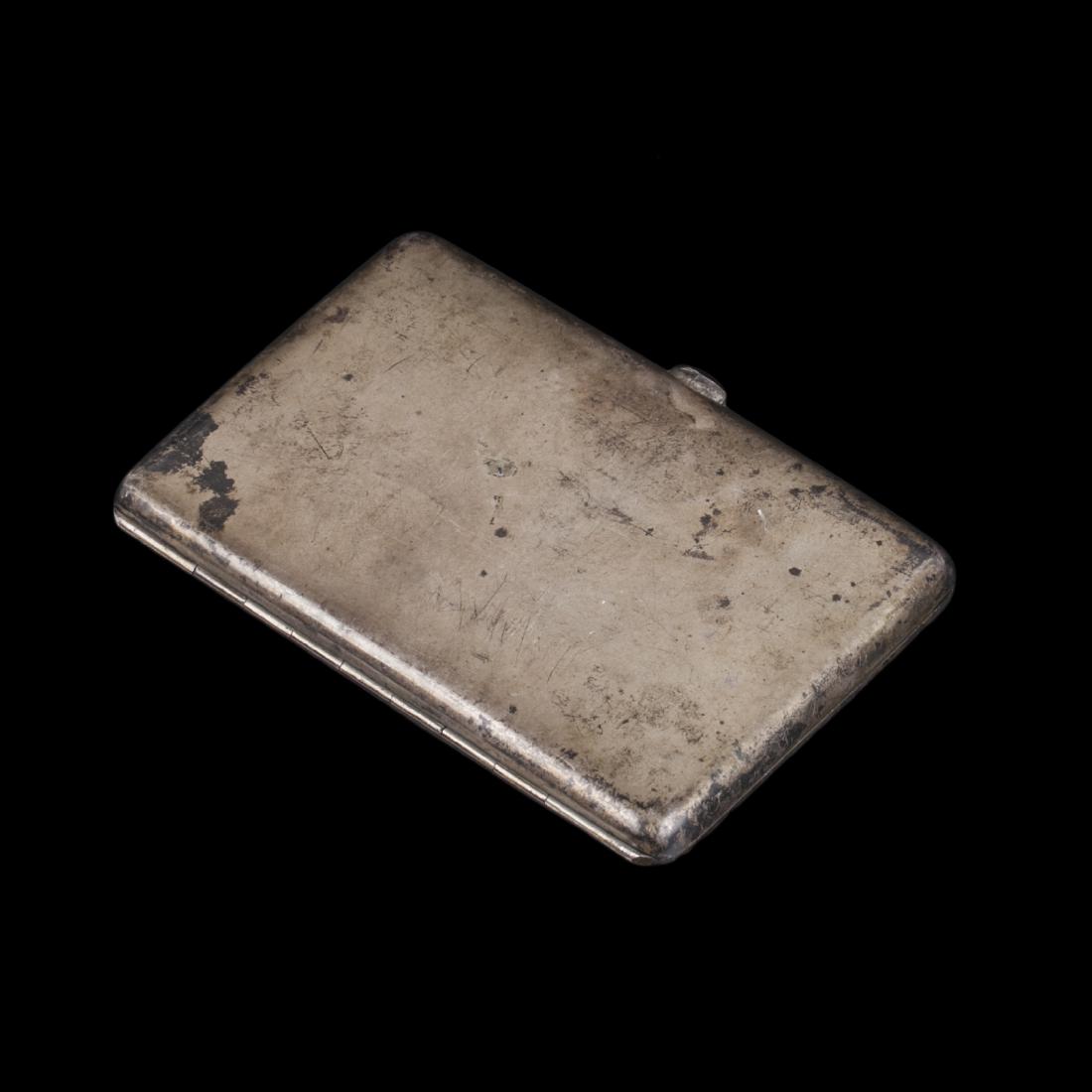 Russian silver-gilt enraved cigarette case — image 2