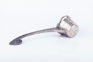 Russian cast silver-gilt kovsh-ladle — image 4