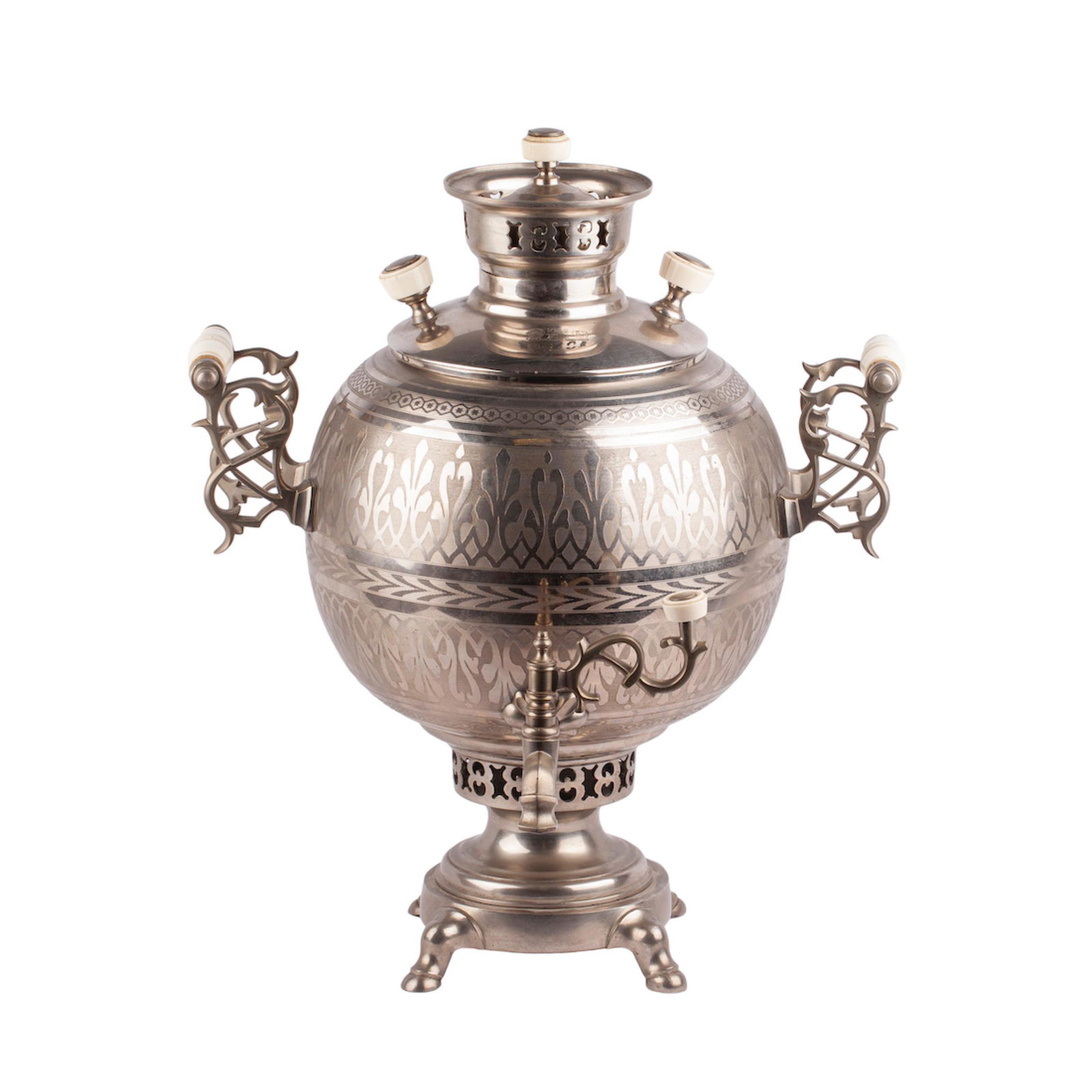 A Russian samovar in the shape of a ball — image 1