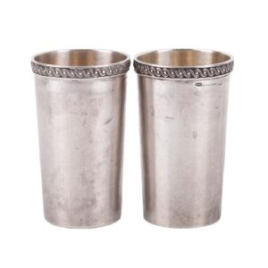 A pair of Russian silver-gilt beakers — image 2