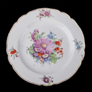 Russian Imperial plate with floral motif — image 1
