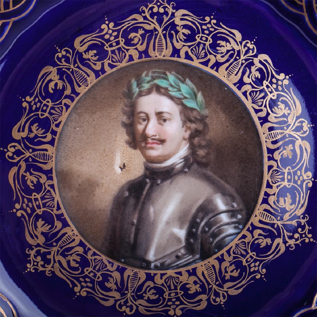 Meissen porcelain plate with Peter I portrait — image 2