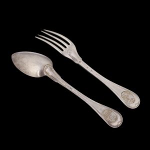Memorial dinner-set with Grand Duke monogram — image 2