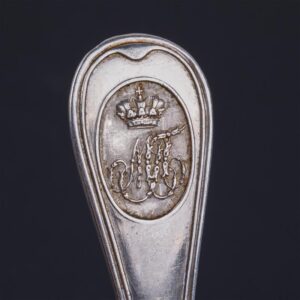 Memorial dinner-set with Grand Duke monogram — image 3