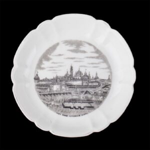 Kuznetsov factory porcelain plate — image 1