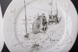 Russian decorative porcelain set of plates — image 2