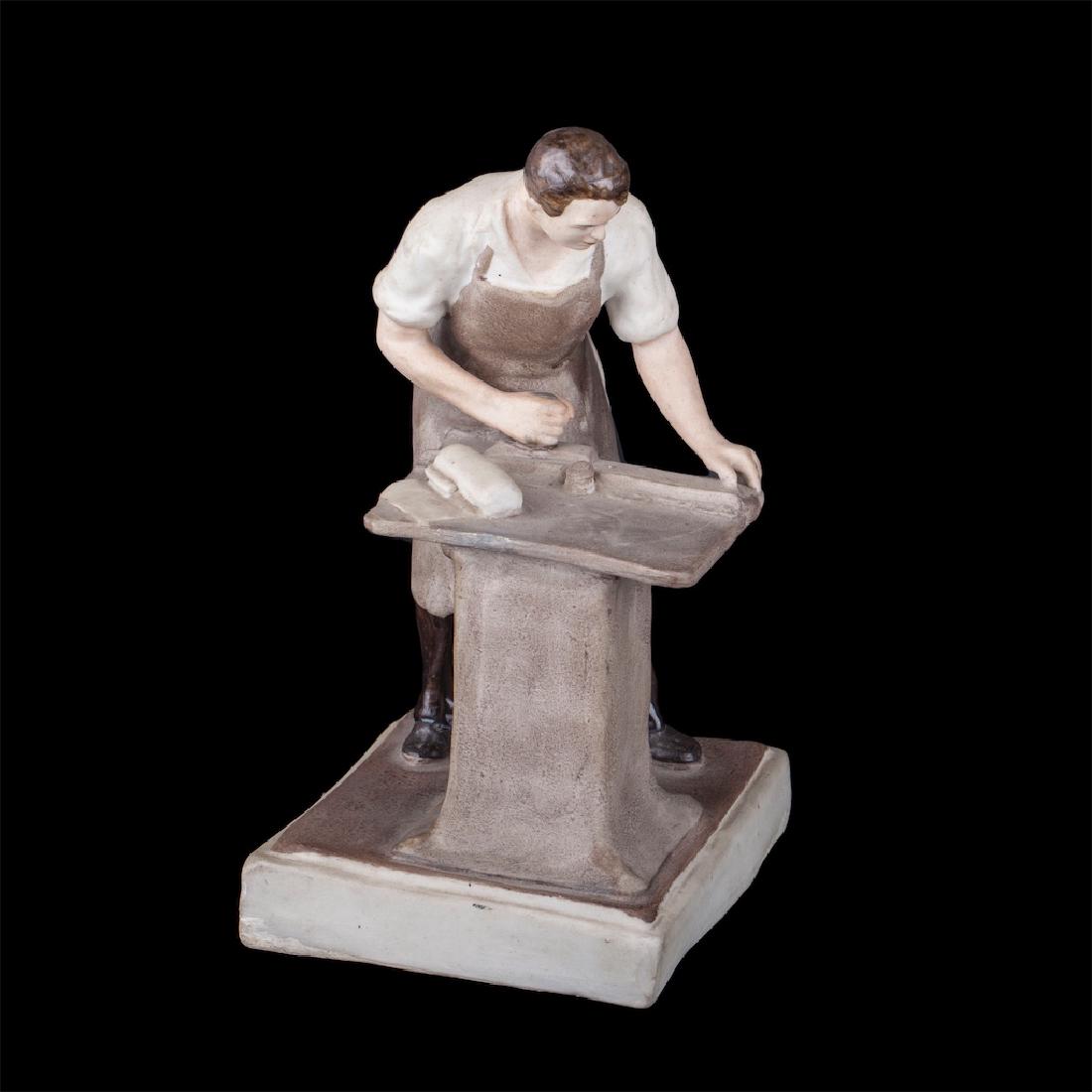 Russian porcelain figure. Dmitrov factory — image 1
