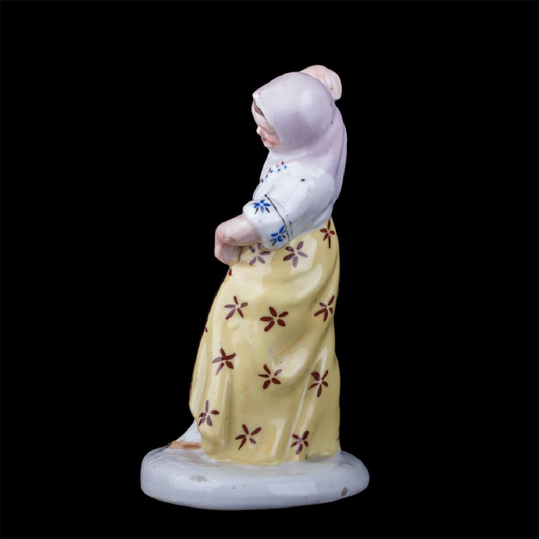 Russian porcelain figure. Gorodnici factory — image 2