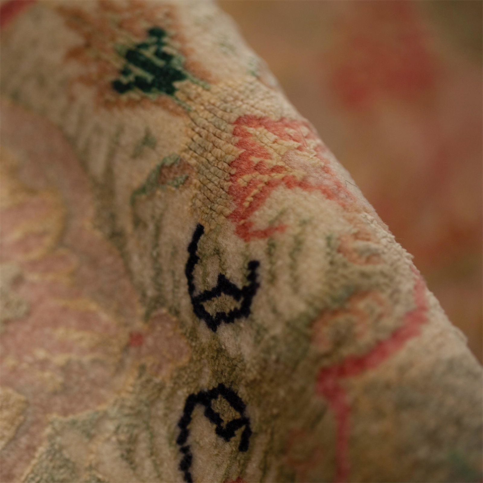 A Huge Persian Tabriz rug — image 5