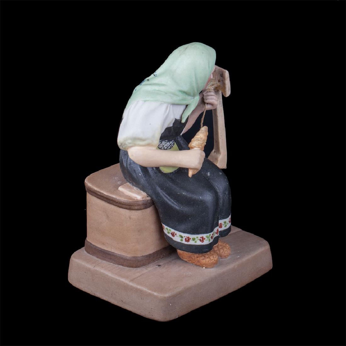 Russian porcelain figure. Dmitrov factory — image 2